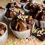 CHOCOLATE MUFFINS