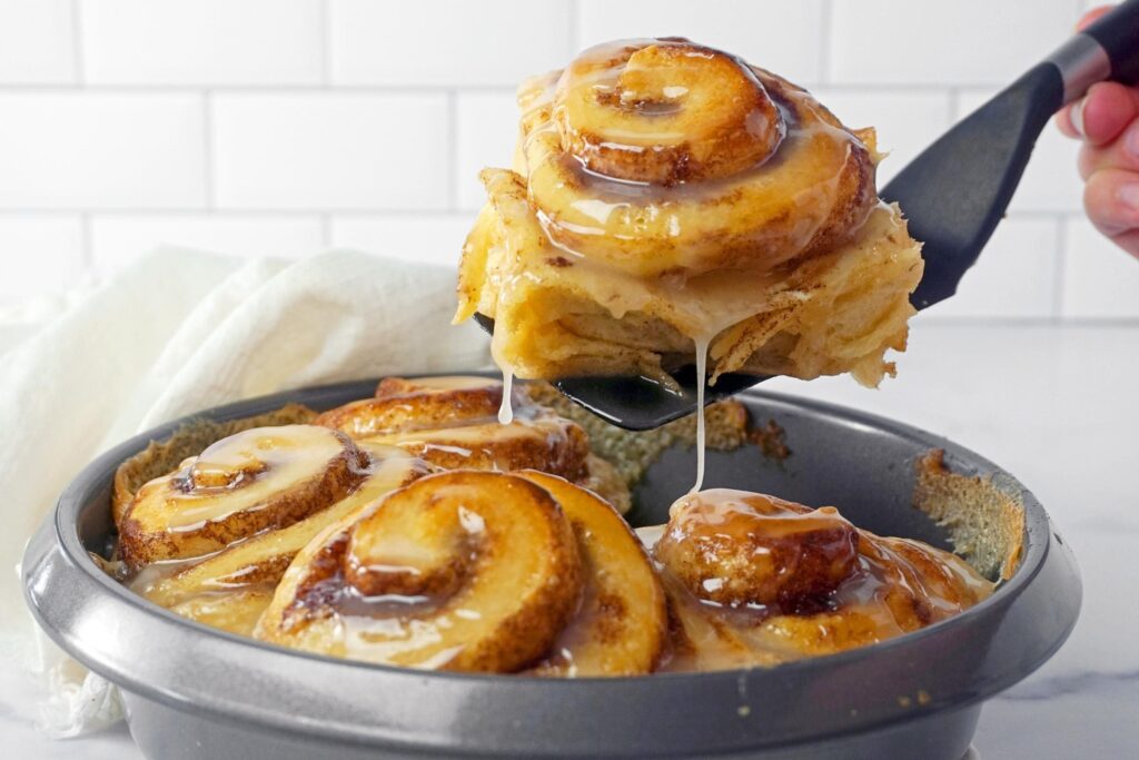 MASTERING CINNAMON ROLLS AT HOME